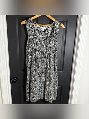 LOFT Black and White Printed Sleeveless Midi Dress